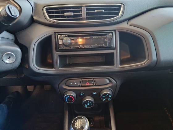 CHEVROLET ONIX 1.0 MPFI LT 8V FLEX 4P MANUAL CHEVROLET ONIX 1.0 MPFI LT 8V FLEX 4P MANUAL